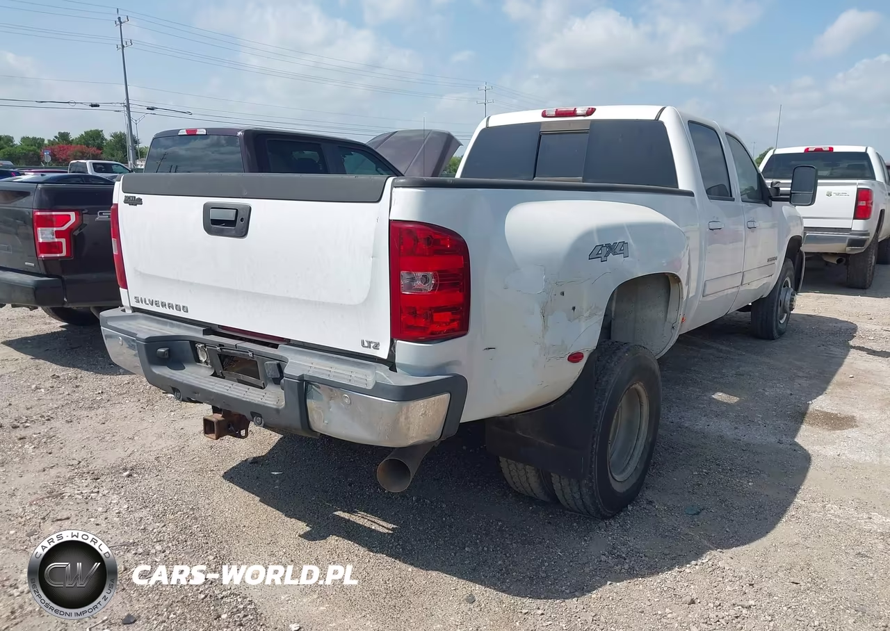 2007 Chevrolet Silverado 3500 Ltz VIN:1GCJK33677F547080 - 4