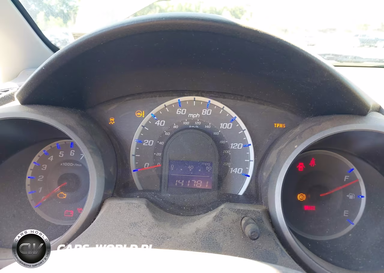 2011 Honda Fit VIN:JHMGE8G36BS008012 - 7