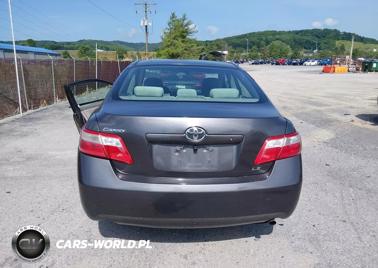 2009 Toyota Camry Le VIN:4T1BE46K29U279057 - 15