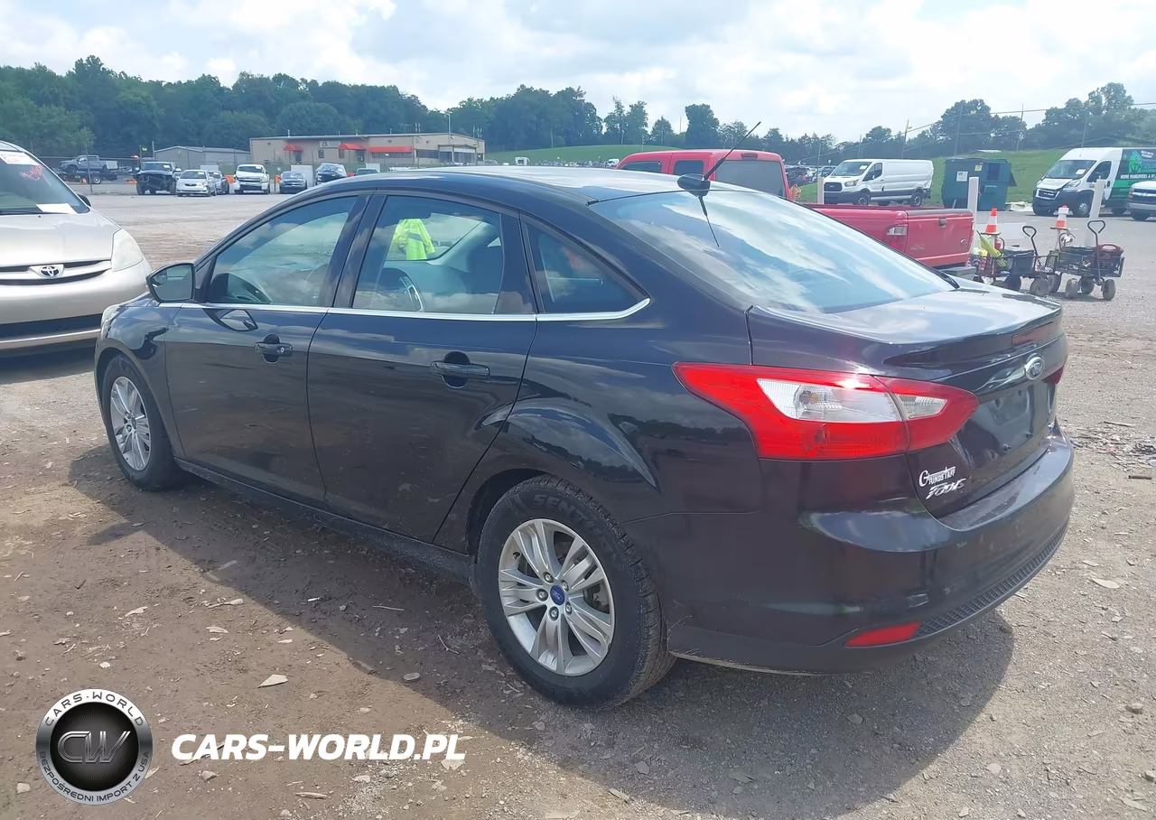 2012 Ford Focus Sel VIN:1FAHP3H21CL131632 - 3