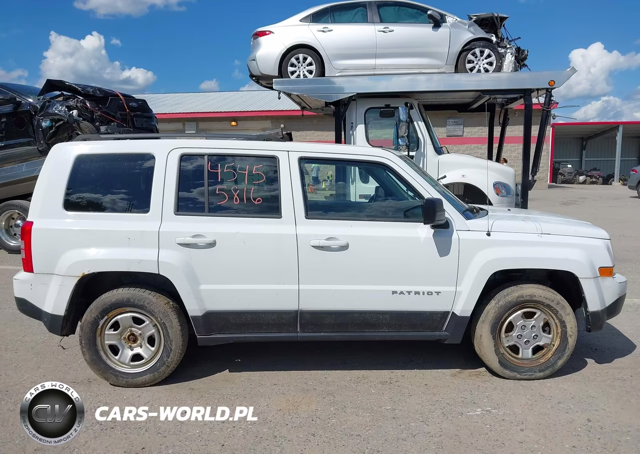 2015 Jeep Patriot Sport VIN:1C4NJRBBXFD376714 - 14