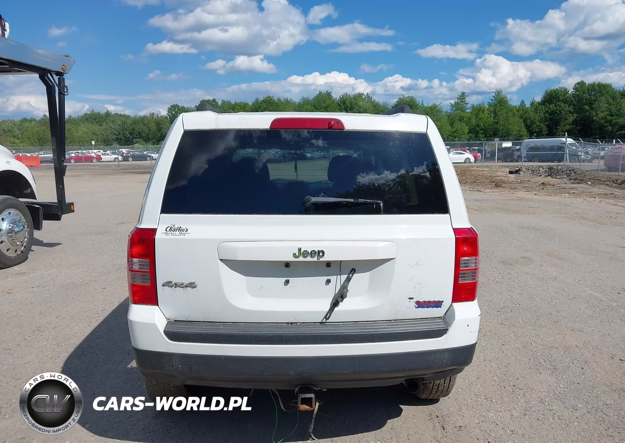 2015 Jeep Patriot Sport VIN:1C4NJRBBXFD376714 - 15