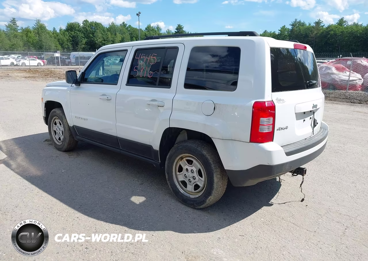 2015 Jeep Patriot Sport VIN:1C4NJRBBXFD376714 - 3