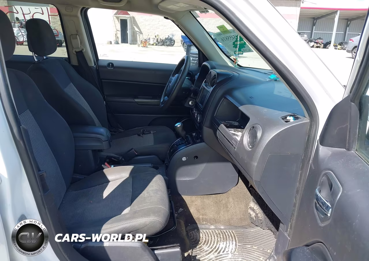 2015 Jeep Patriot Sport VIN:1C4NJRBBXFD376714 - 5