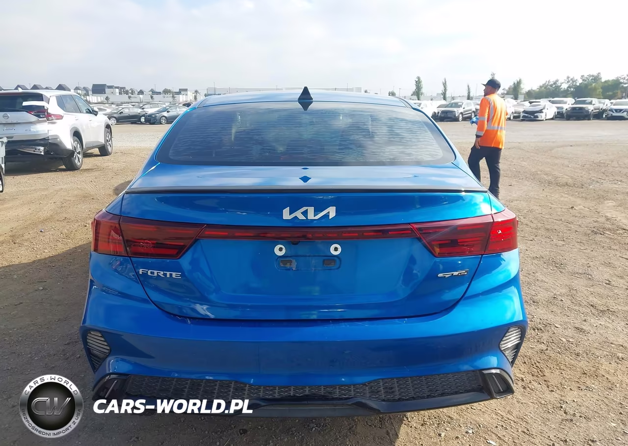 2022 Kia Forte Gt-Line VIN:3KPF54AD6NE421885 - 17