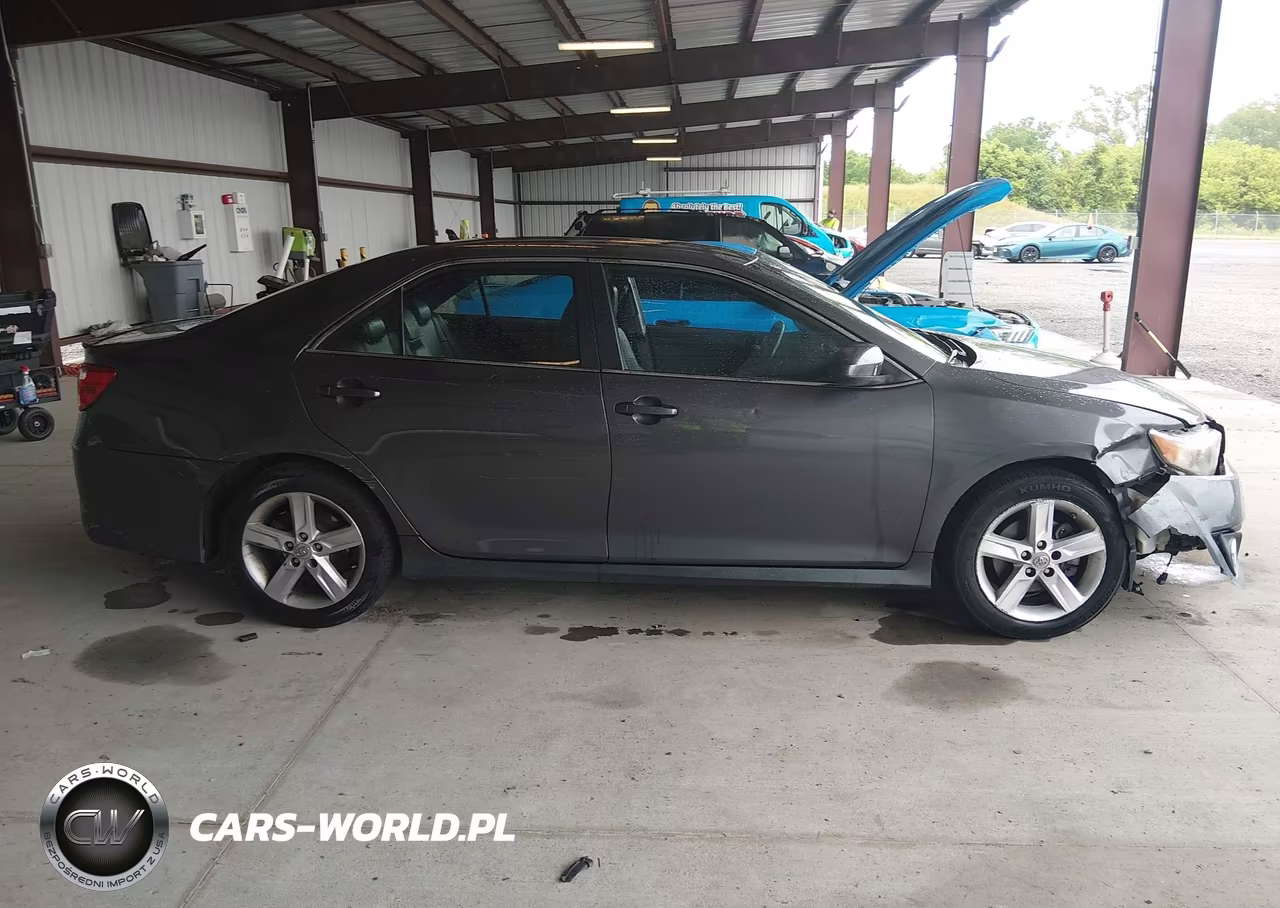 2013 Toyota Camry Se VIN:4T1BF1FK8DU212497 - 12