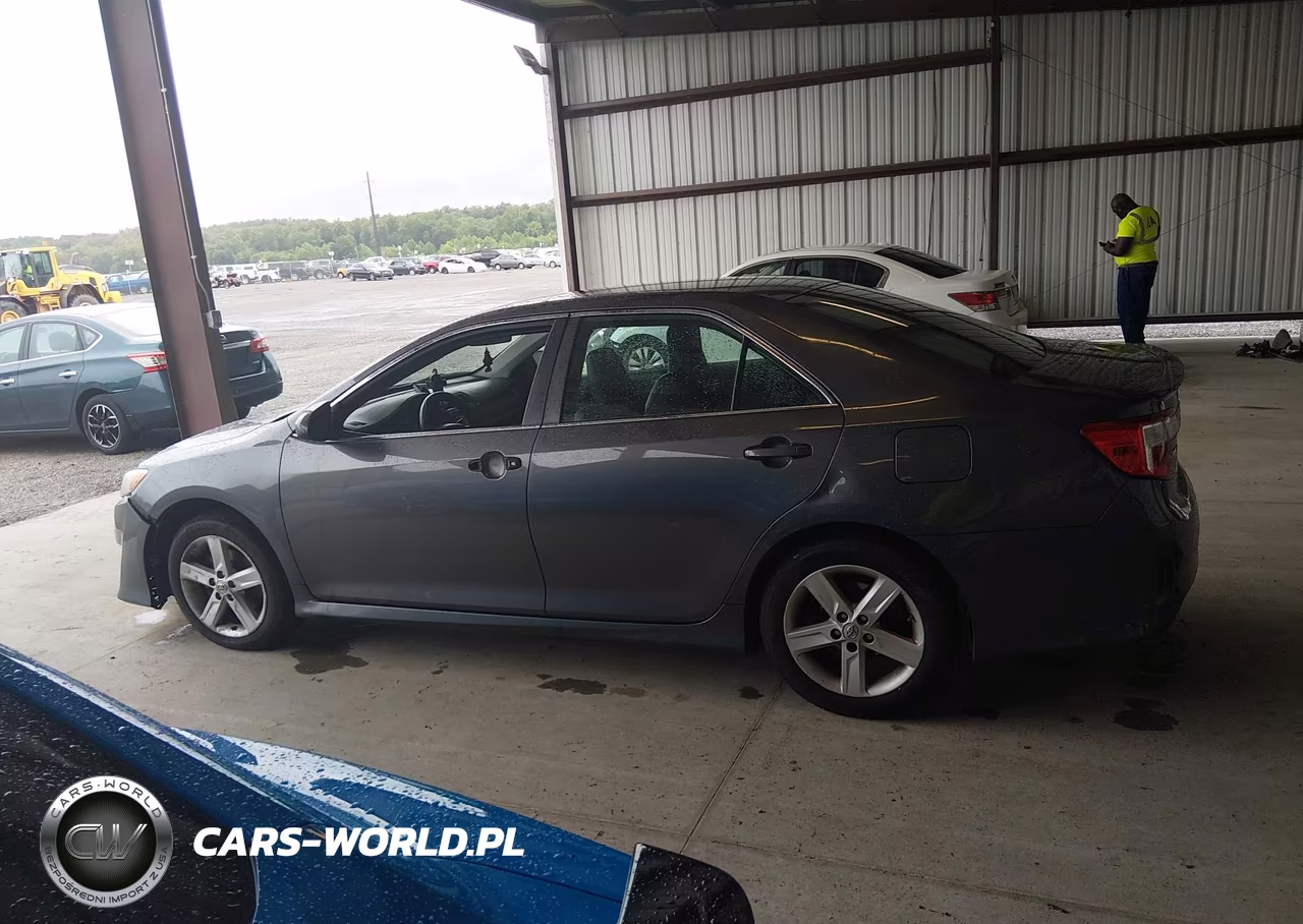 2013 Toyota Camry Se VIN:4T1BF1FK8DU212497 - 13