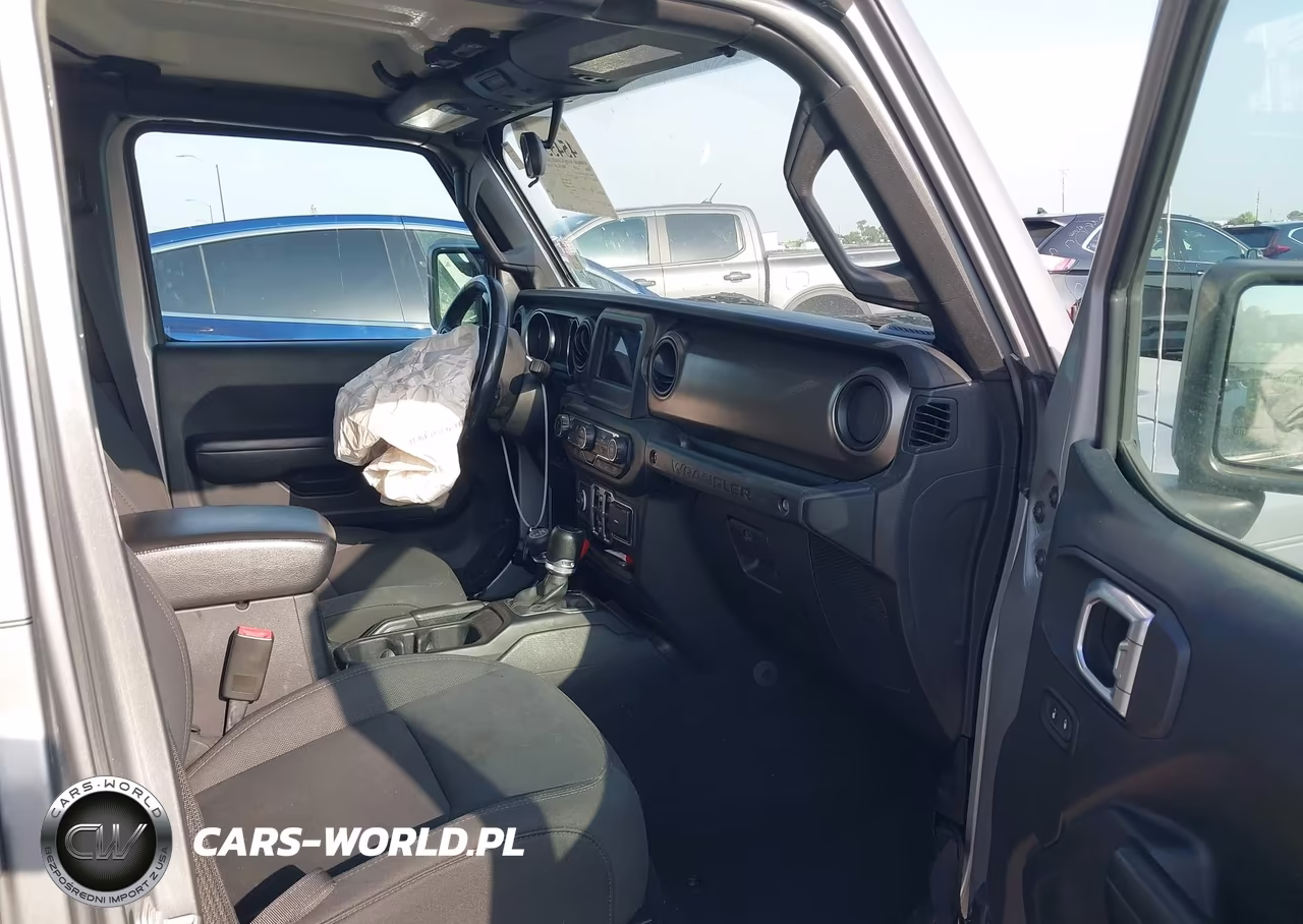 2019 Jeep Wrangler Unlimited Sport S 4X4 VIN:1C4HJXDN3KW533751 - 5
