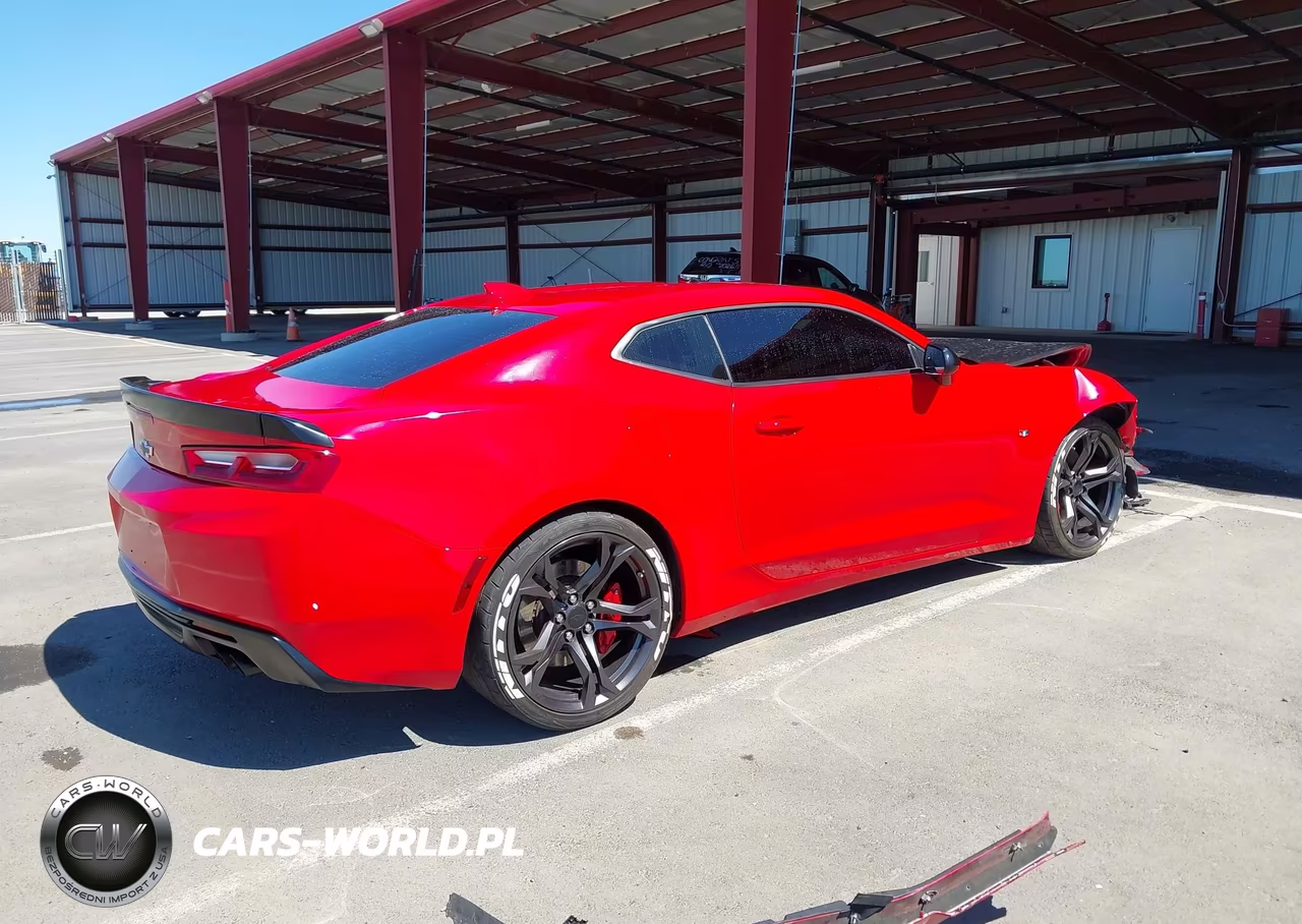 2018 Chevrolet Camaro 1Ss VIN:1G1FE1R73J0128079 - 4