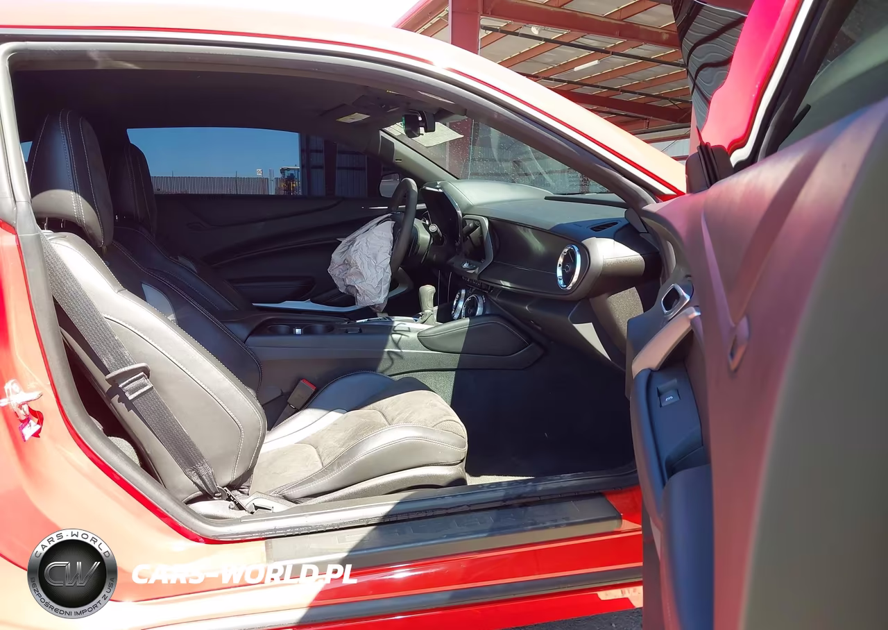 2018 Chevrolet Camaro 1Ss VIN:1G1FE1R73J0128079 - 5