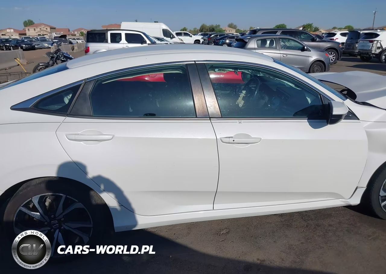 2019 Honda Civic Sport VIN:2HGFC2F81KH553881 - 13