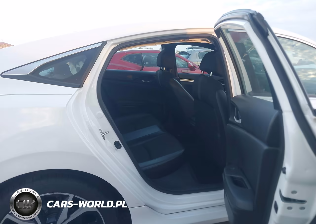 2019 Honda Civic Sport VIN:2HGFC2F81KH553881 - 8