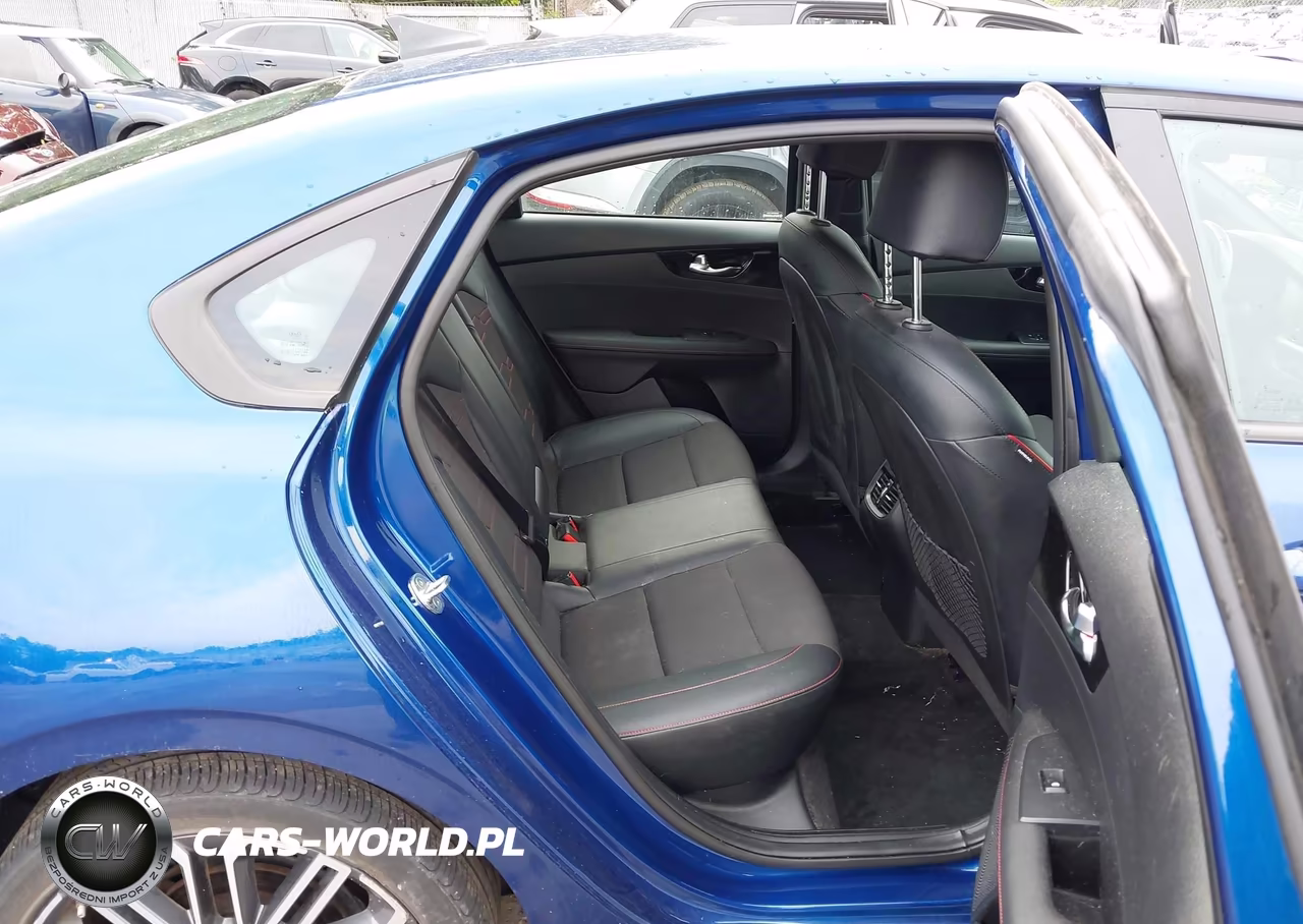2021 Kia Forte Gt VIN:3KPF44AC1ME272973 - 8
