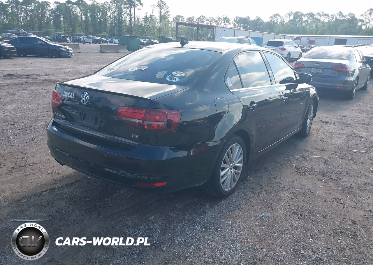 2016 Volkswagen Jetta 1.8T Sel VIN:3VWL17AJ3GM223132 - 4
