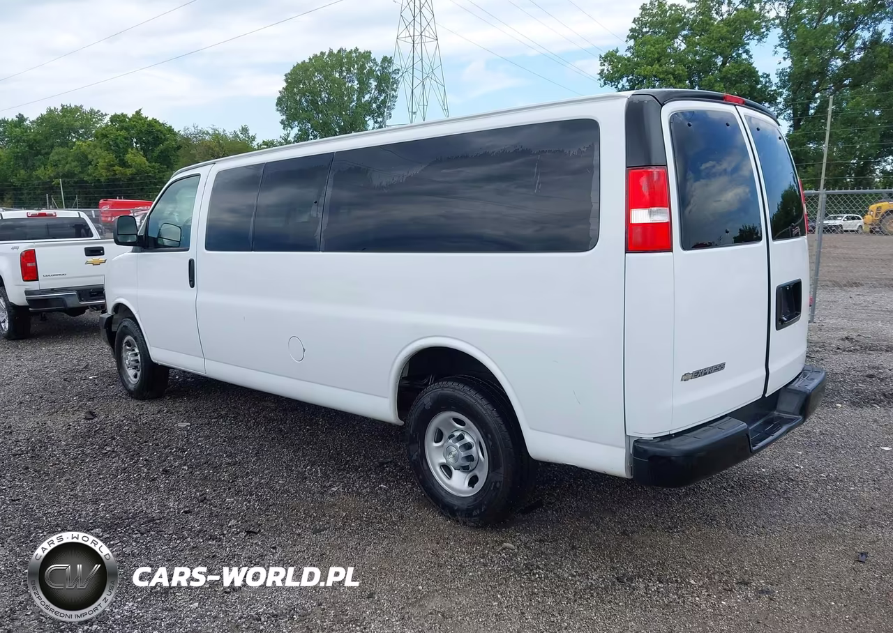 2021 Chevrolet Express Passenger Rwd 3500 Extended Wheelbase Ls VIN:1GAZGNFP7M1155402 - 3