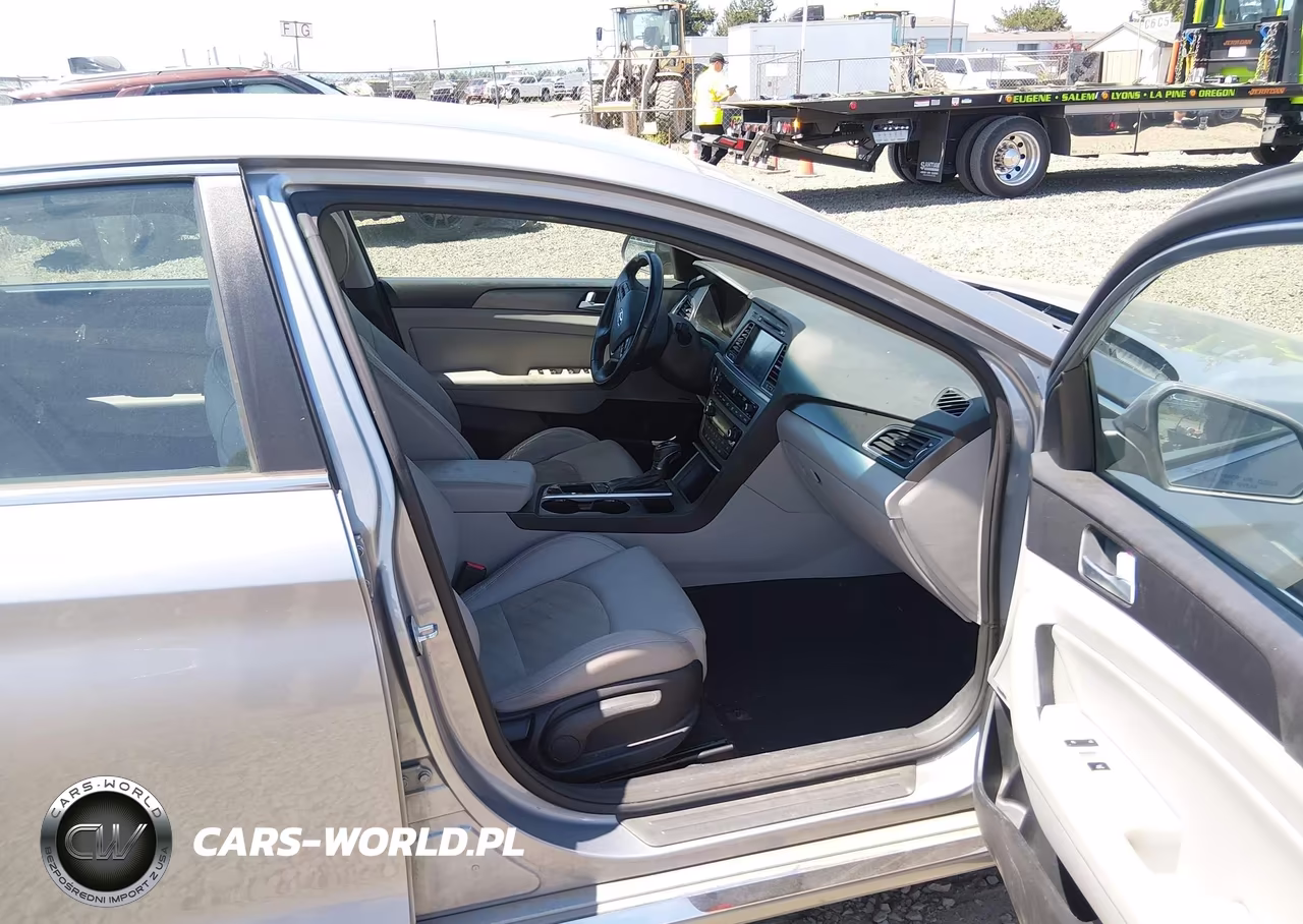 2015 Hyundai Sonata Sport VIN:5NPE34AF8FH135259 - 5