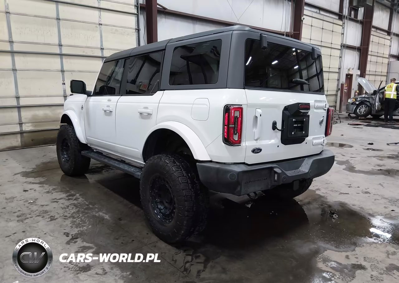 2022 Ford Bronco Outer Banks VIN:1FMDE5DH1NLA83892 - 3