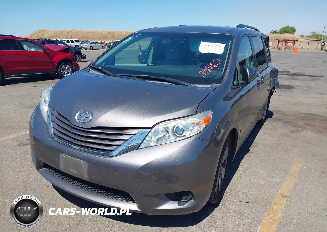 2016 Toyota Sienna Le 8 Passenger VIN:5TDKK3DC4GS764711 - 2