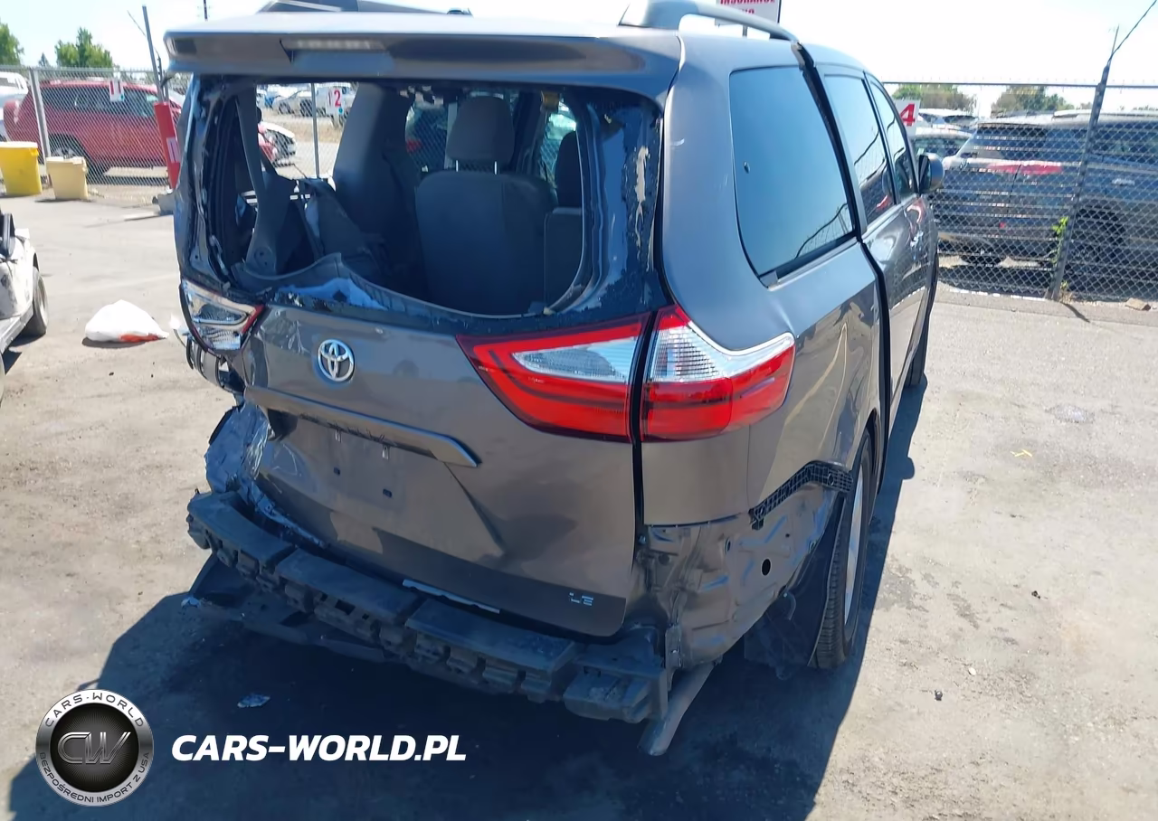 2016 Toyota Sienna Le 8 Passenger VIN:5TDKK3DC4GS764711 - 4