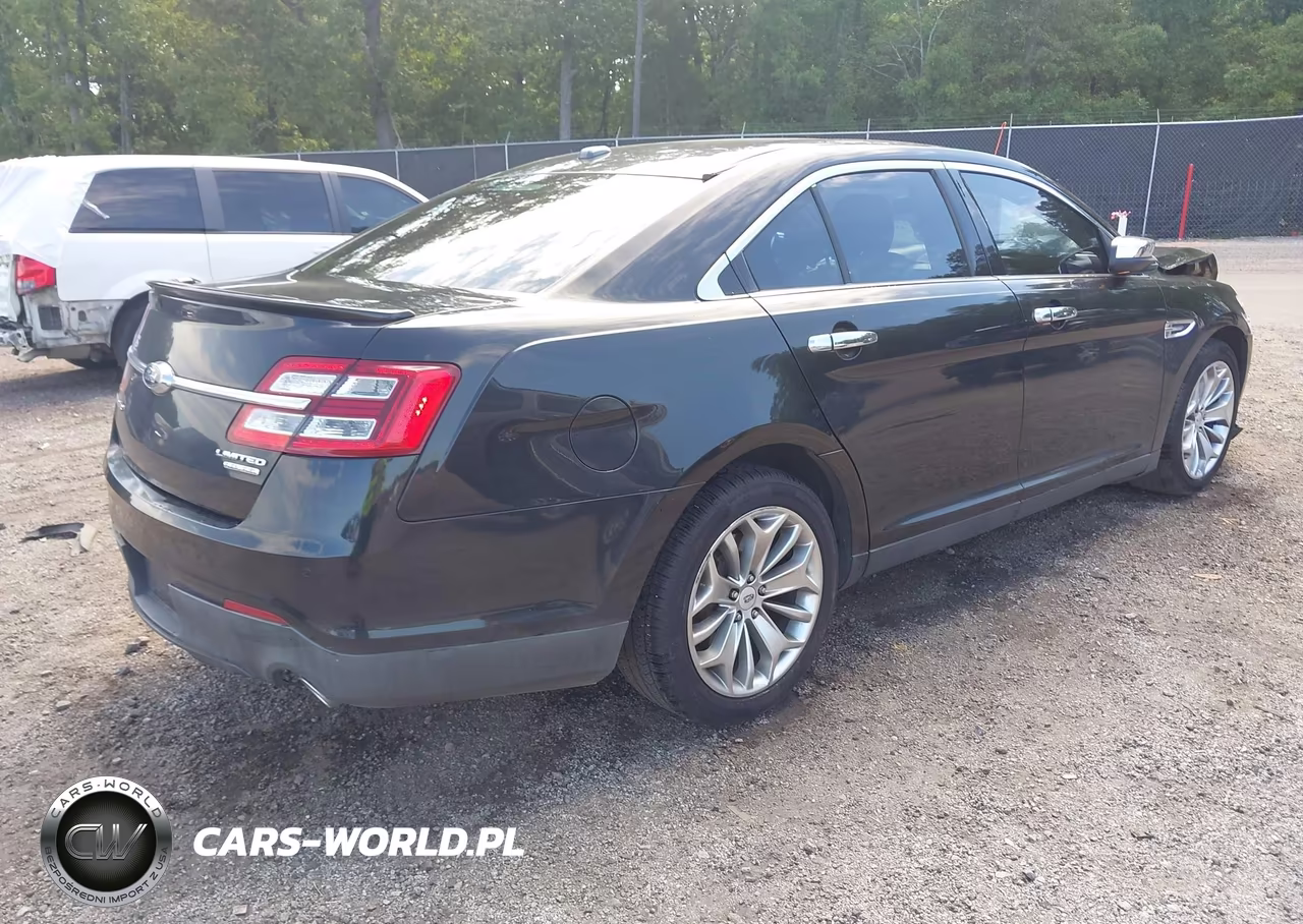 2015 Ford Taurus Limited VIN:1FAHP2F87FG127003 - 4