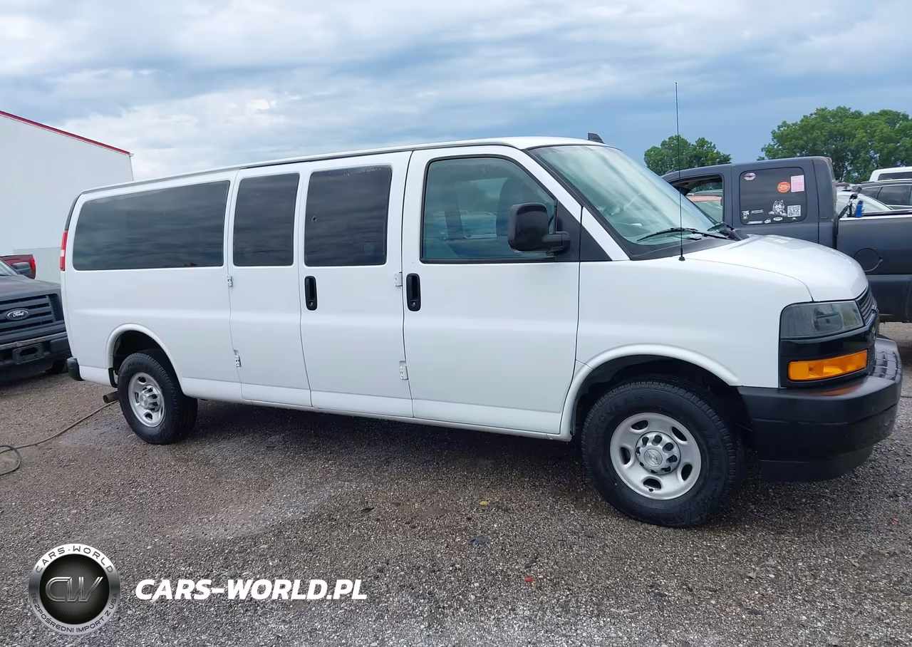 2021 Chevrolet Express Passenger Rwd 3500 Extended Wheelbase Ls VIN:1GAZGNFP1M1155315 - 13
