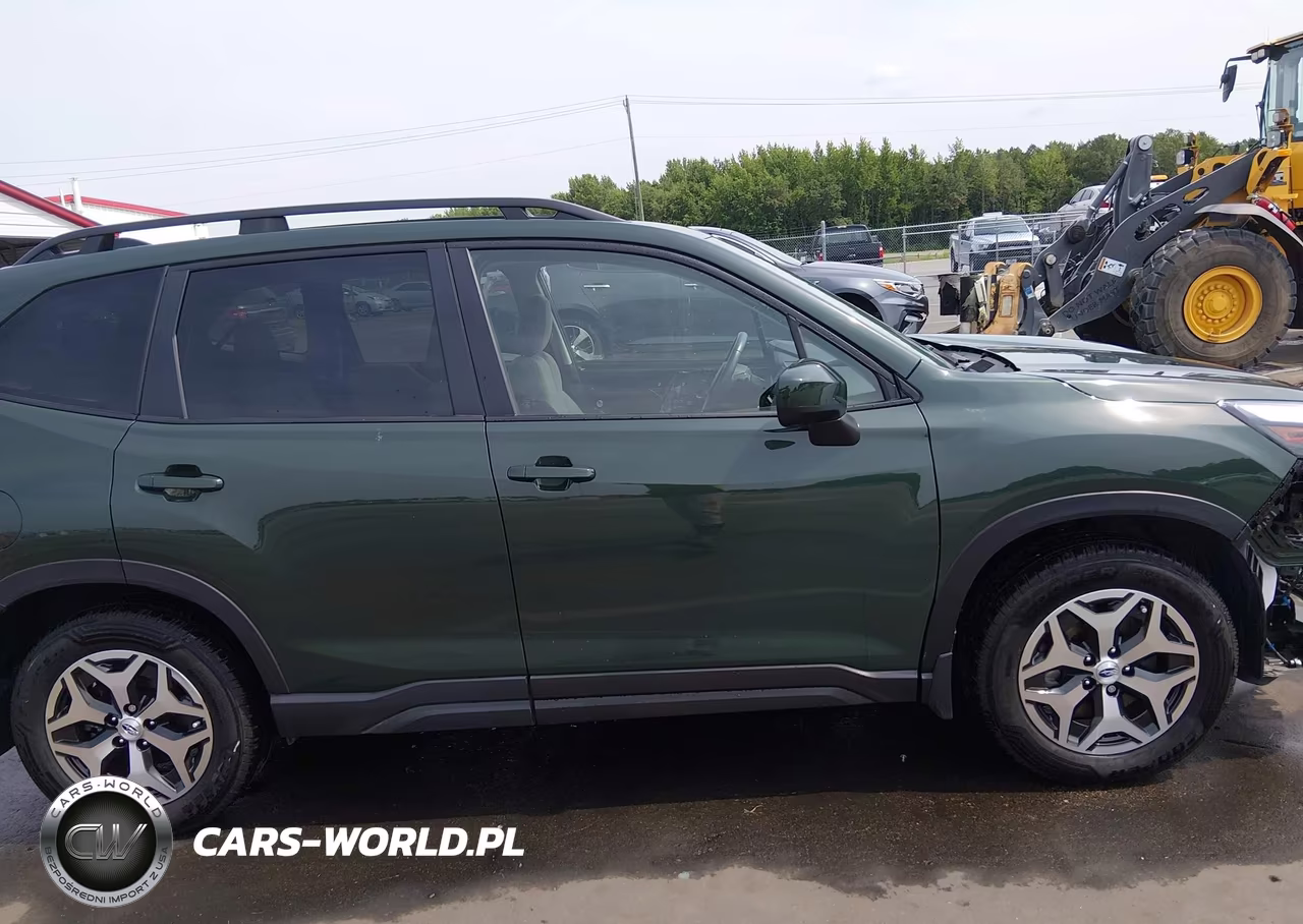 2024 Subaru Forester Premium VIN:JF2SKADC9RH514491 - 14