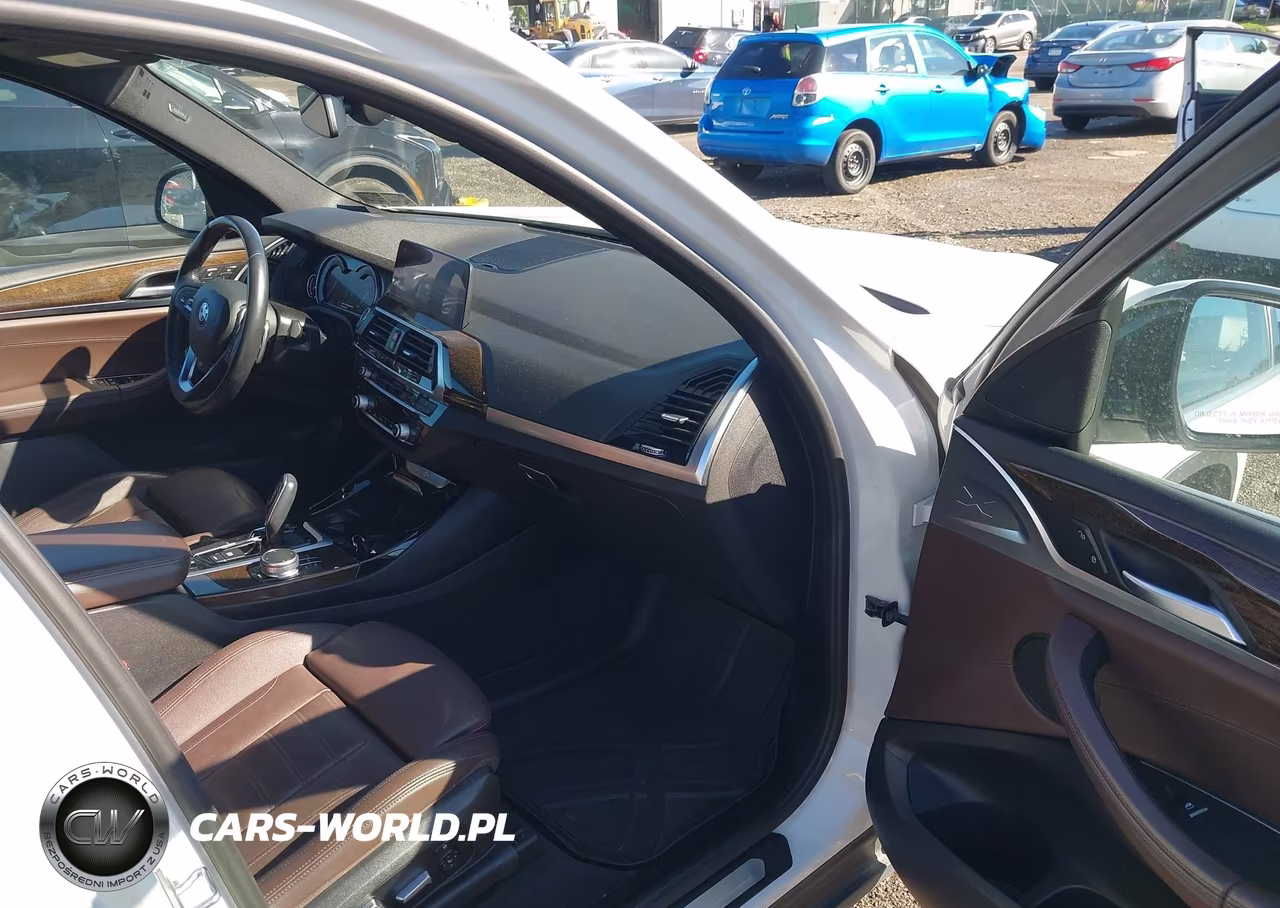 2019 BMW X3 xDrive30I VIN:5UXTR9C57KLE18525 - 5