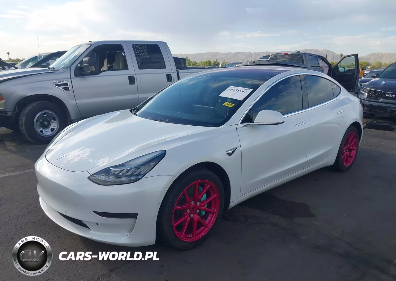 2018 Tesla Model 3 Long Range-Mid Range VIN:5YJ3E1EA1JF019701 - 2