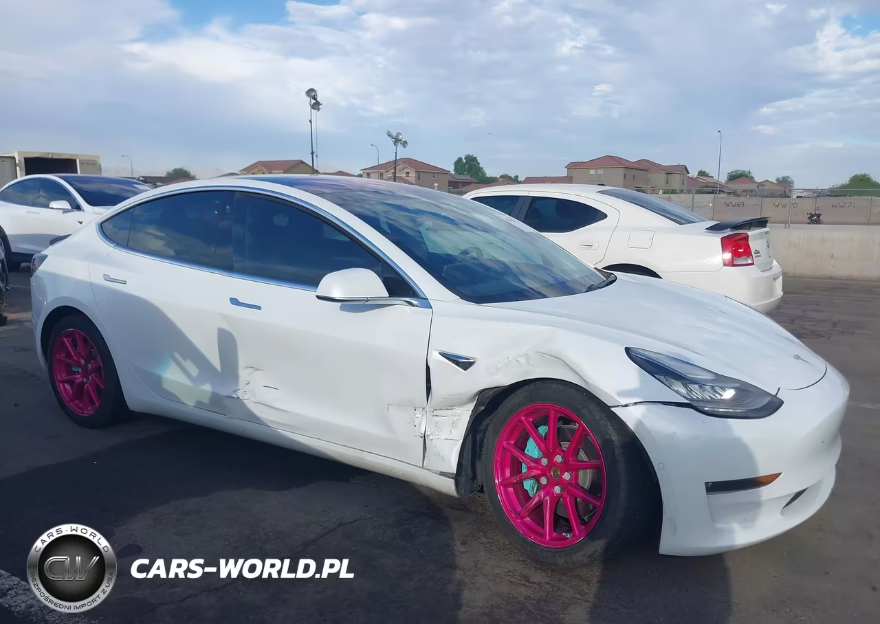 2018 Tesla Model 3 Long Range-Mid Range VIN:5YJ3E1EA1JF019701 - 6