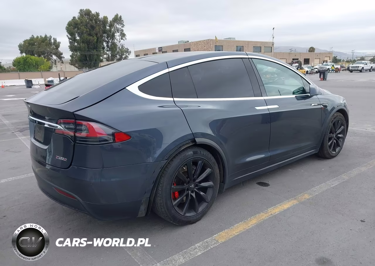 2016 Tesla Model X 60D-P100D-P90D VIN:5YJXCAE49GF020346 - 4