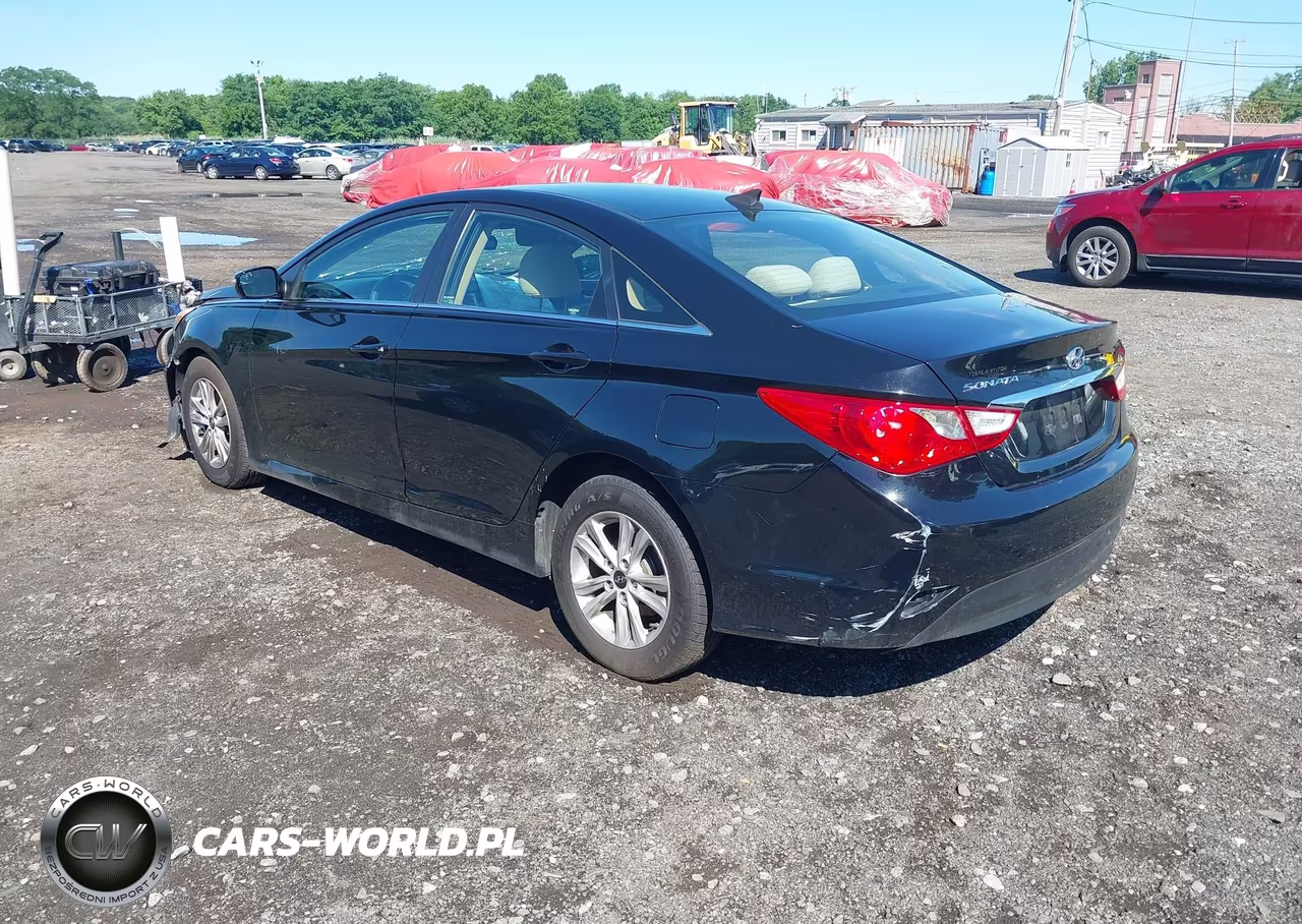 2014 Hyundai Sonata Gls VIN:5NPEB4AC9EH813945 - 3