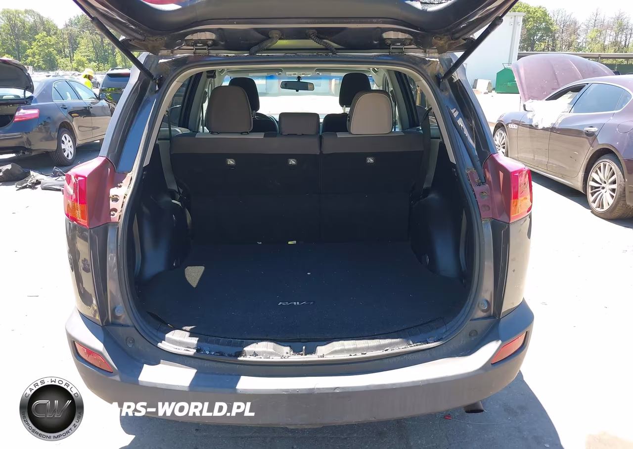 2014 Toyota Rav4 Xle VIN:2T3RFREV0EW173146 - 17