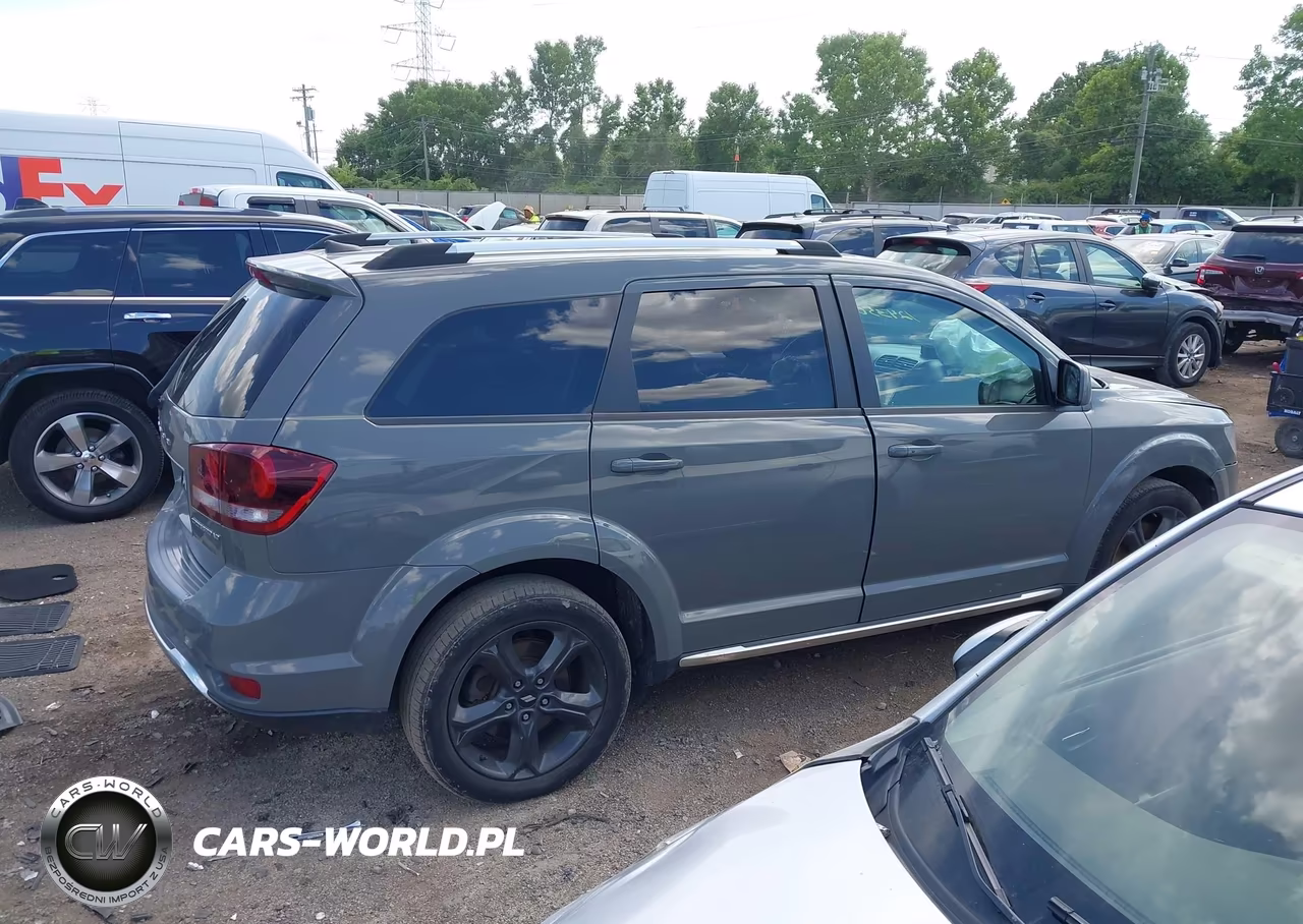 2020 Dodge Journey Crossroad VIN:3C4PDCGB5LT188680 - 14