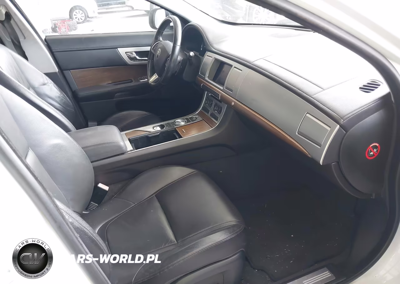 2014 Jaguar Xf I4 T VIN:SAJWA0ES3EPU18974 - 5
