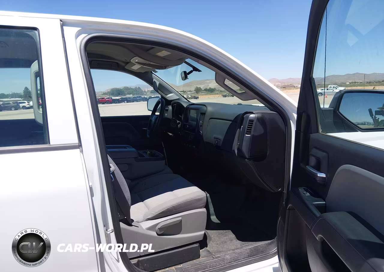 2018 Chevrolet Silverado 2500Hd Work Truck VIN:1GC1KUEG6JF257349 - 5