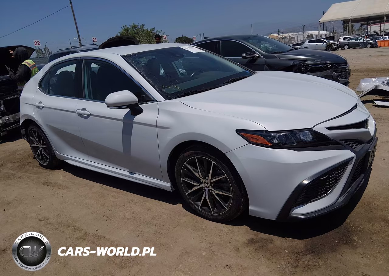 2023 Toyota Camry Se – zdjęcie 1 z 17