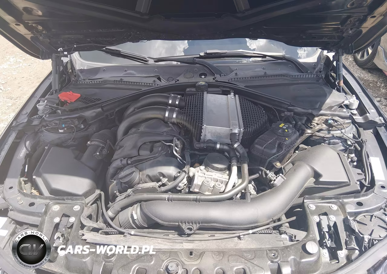 2015 BMW M4 VIN:WBS3U9C54FJ967932 - 10