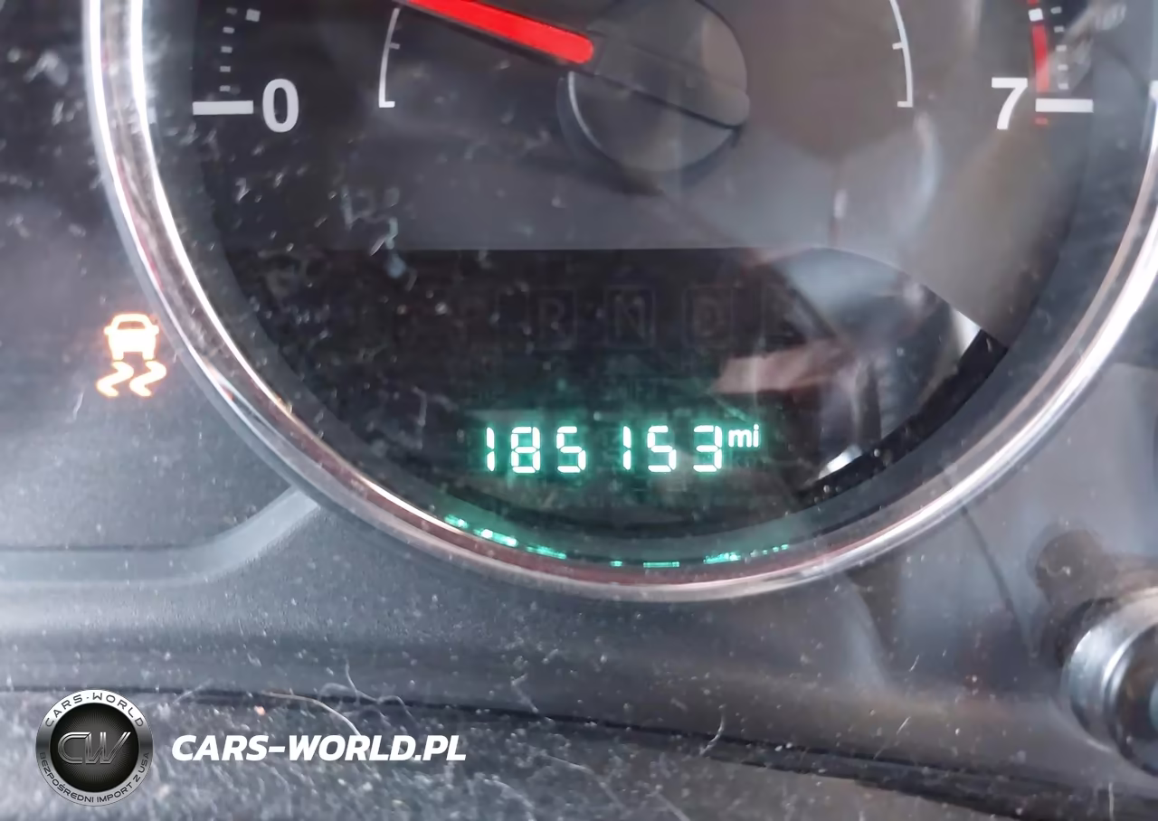 2015 Jeep Wrangler Unlimited Sport VIN:1C4BJWDG0FL635811 - 15