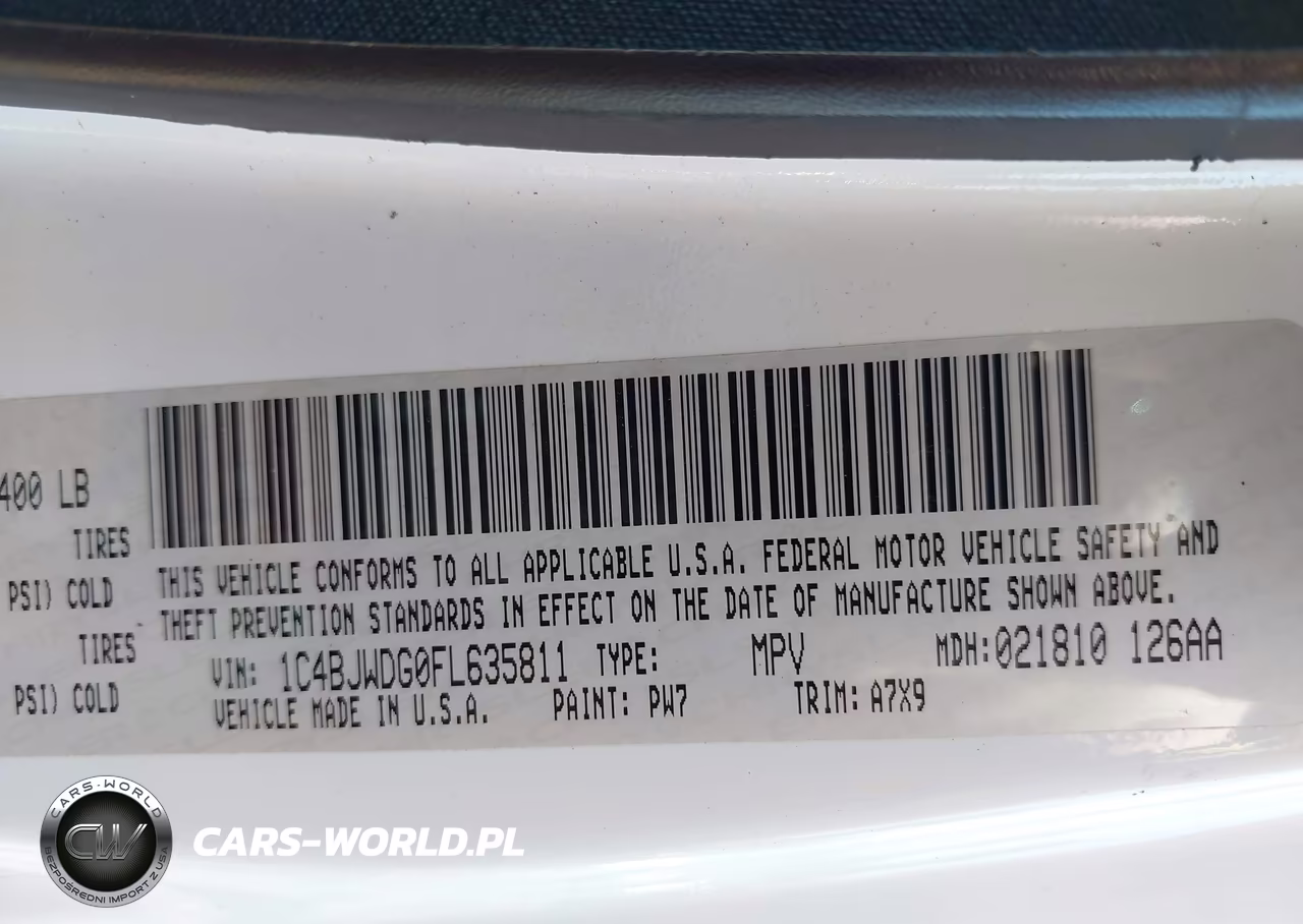 2015 Jeep Wrangler Unlimited Sport VIN:1C4BJWDG0FL635811 - 9