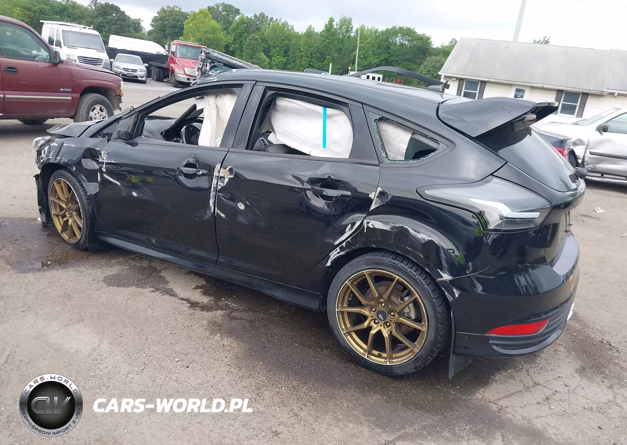 2018 Ford Focus St VIN:1FADP3L94JL319853 - 3