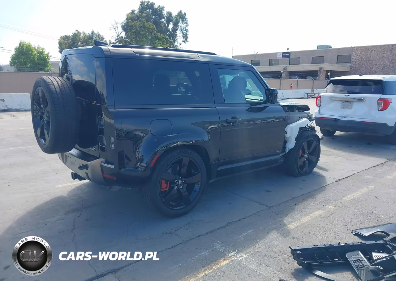 2021 Land Rover Defender 90 X VIN:SALEX6RU8M2052876 - 4