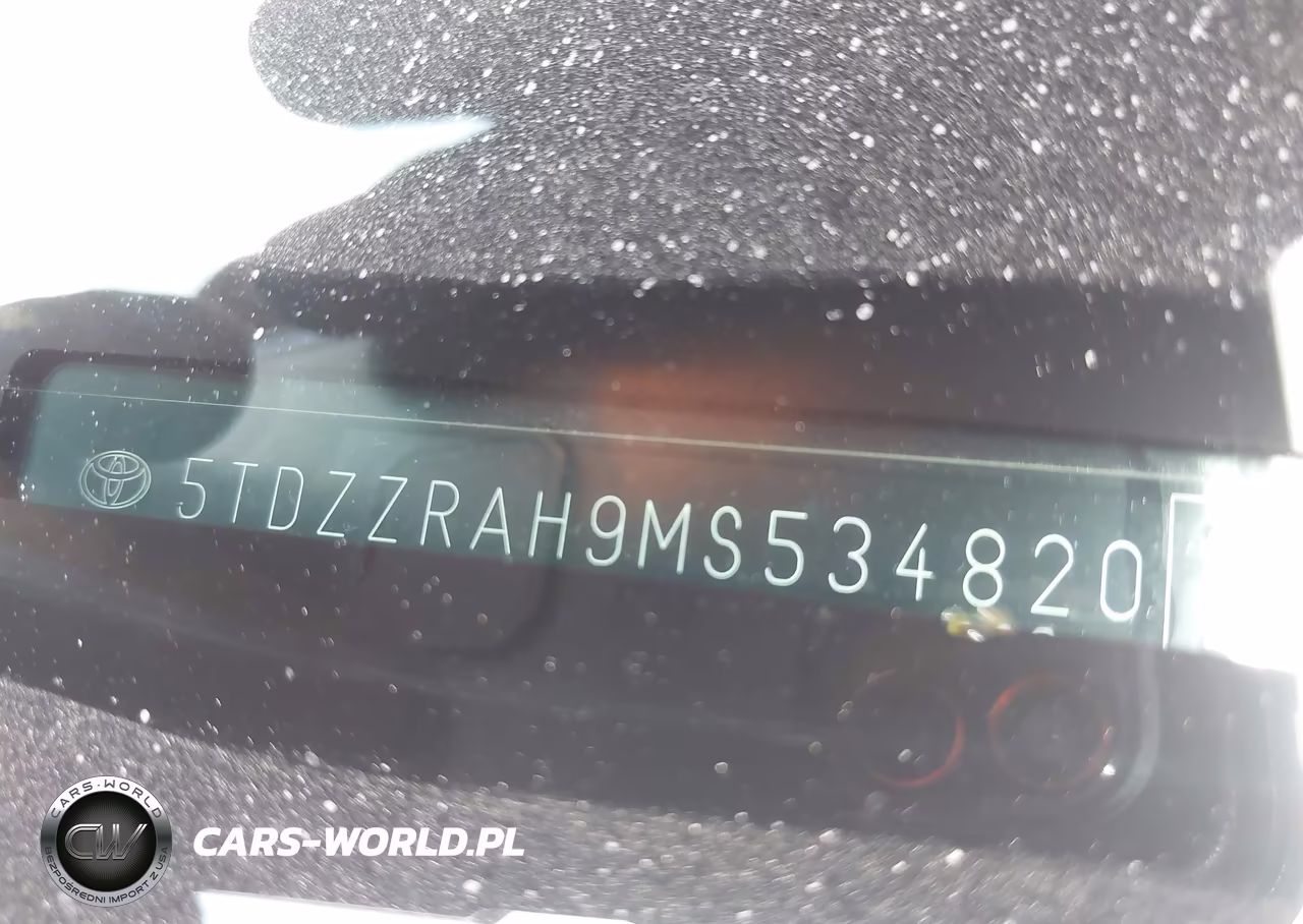 2021 Toyota Highlander Le VIN:5TDZZRAH9MS534820 - 9