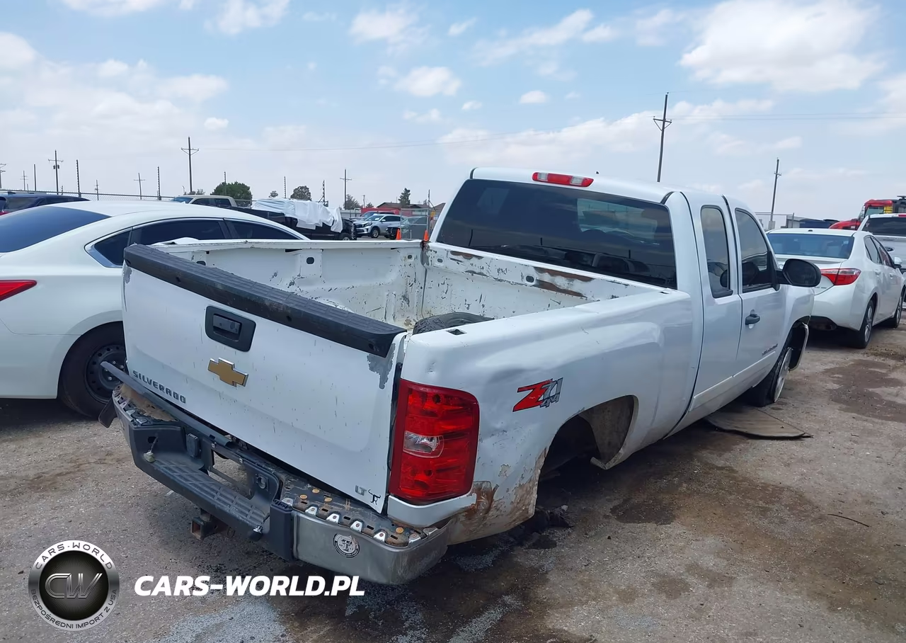2008 Chevrolet Silverado 1500 Lt1 VIN:2GCEK19J581116733 - 4