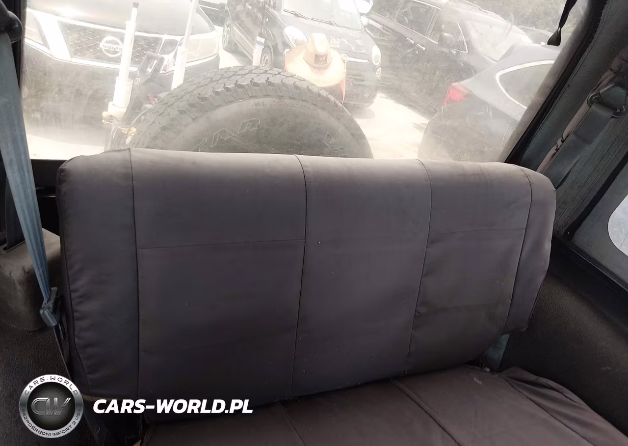 2002 Jeep Wrangler Sport VIN:1J4FA49S92P756448 - 8