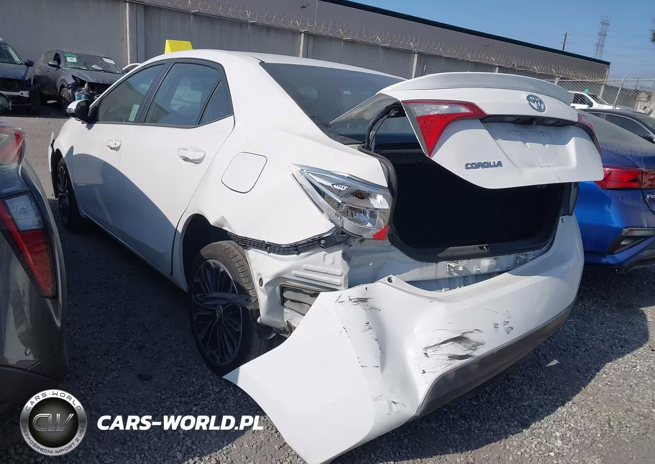 2015 Toyota Corolla S Plus VIN:5YFBURHE9FP276547 - 3