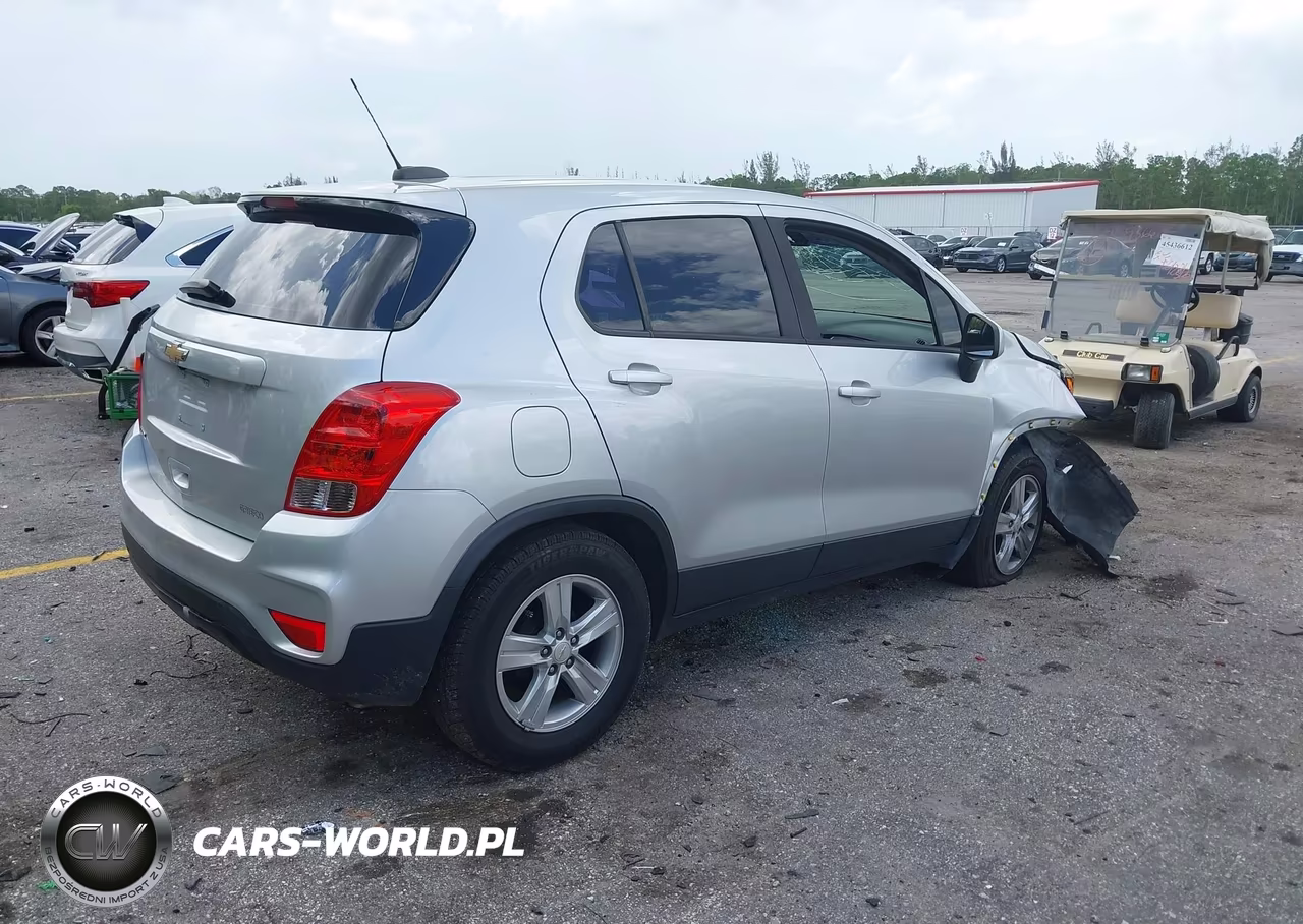 2021 Chevrolet Trax Fwd Ls VIN:KL7CJKSB1MB325459 - 4
