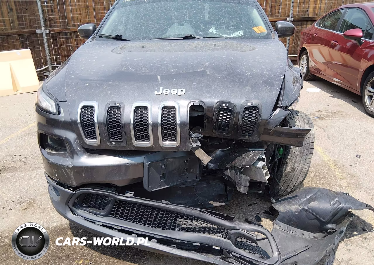 2017 Jeep Cherokee Latitude VIN:1C4PJMCB0HW556804 - 6