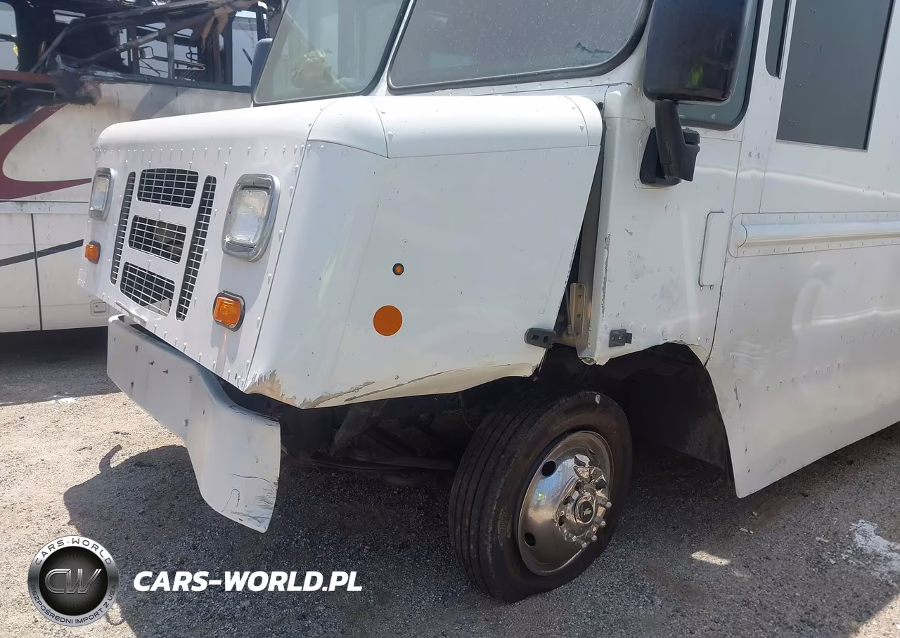 2018 Ford F-59 Commercial Stripped VIN:1F65F5KY6J0A07351 - 11