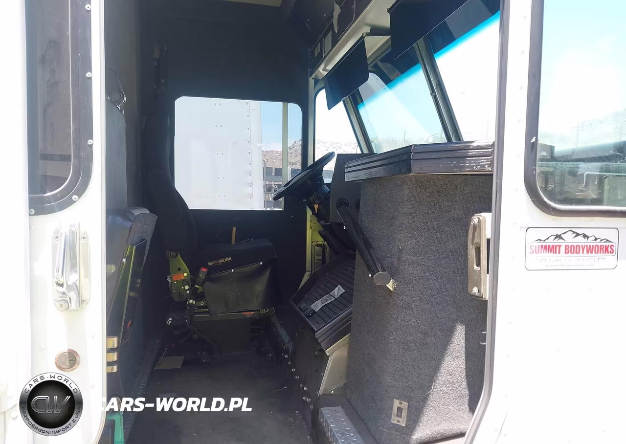 2018 Ford F-59 Commercial Stripped VIN:1F65F5KY6J0A07351 - 7