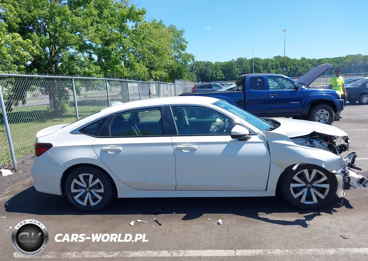 2025 Honda Civic Lx VIN:2HGFE2F29SH606638 - 13